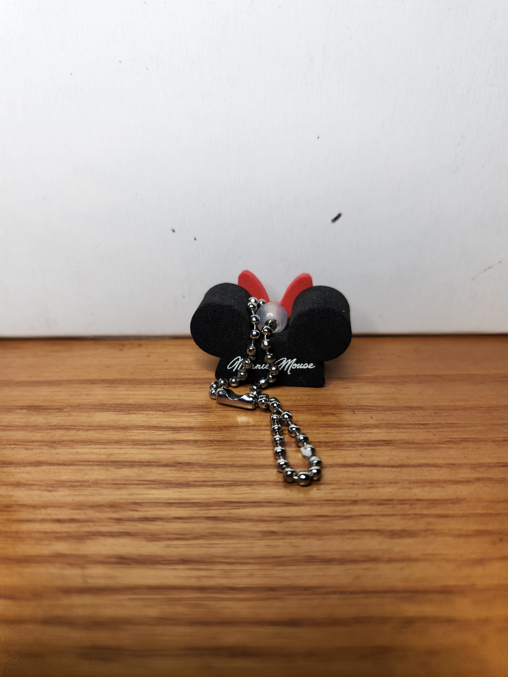 Disney Minnie Ear Hat Dangler Foam Keychain. - Picture 3 of 3